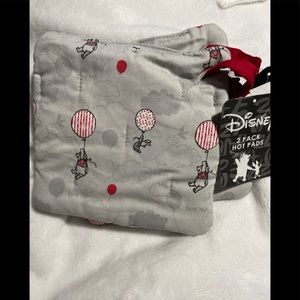 Disney Winnie the Pooh 2 Pack Hot Pads with Snap Hook New